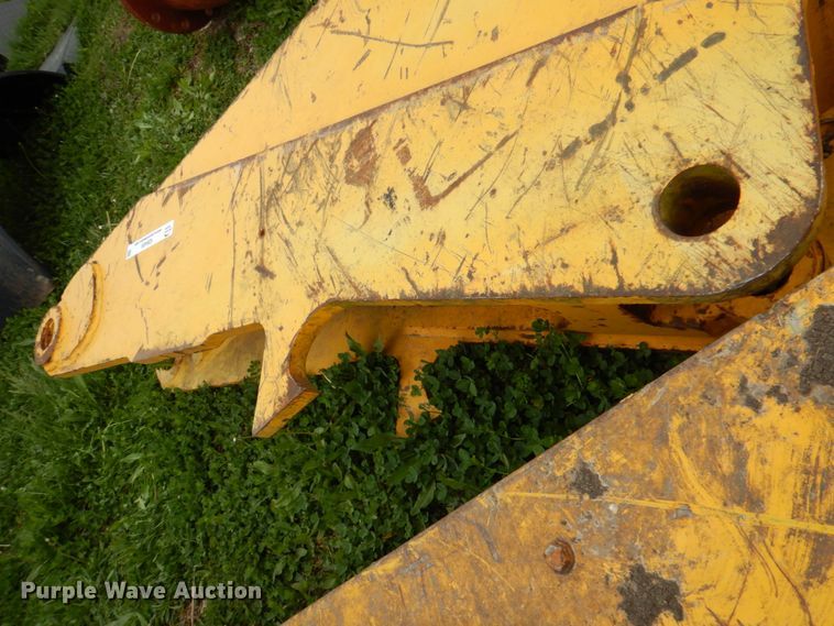 image for item IQ9406 John Deere 310E backhoe boom and stick