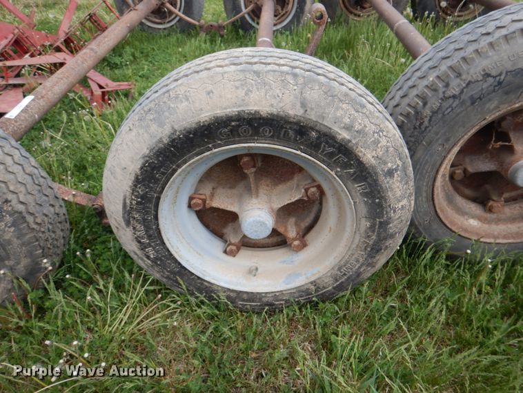 image for item IQ9407 (4) axles