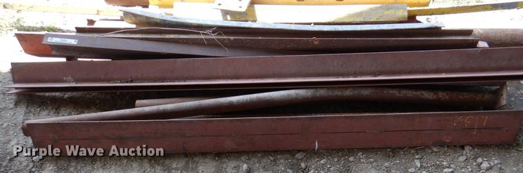 image for item IQ9424 Building materials