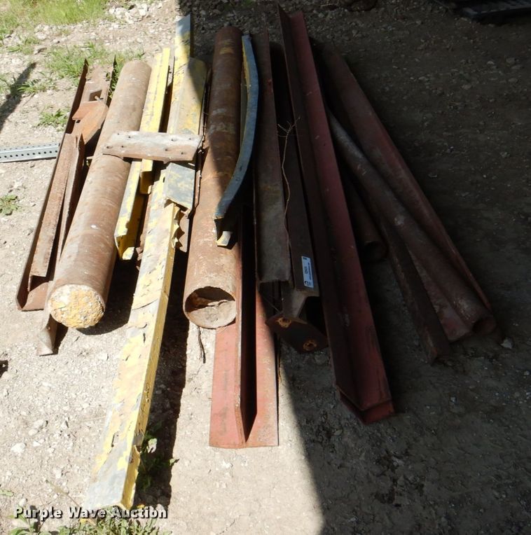 image for item IQ9424 Building materials