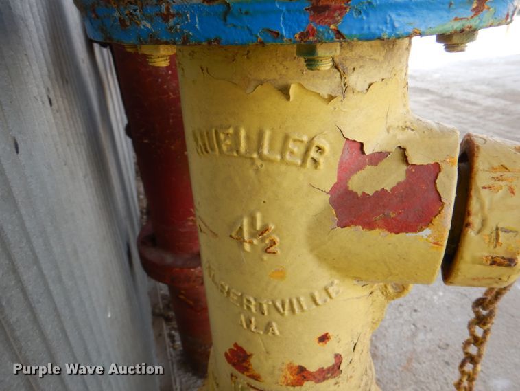image for item IQ9431 Fire hydrant