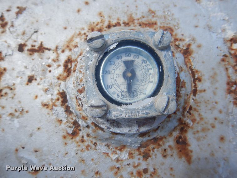 image for item IQ9437 Propane tank