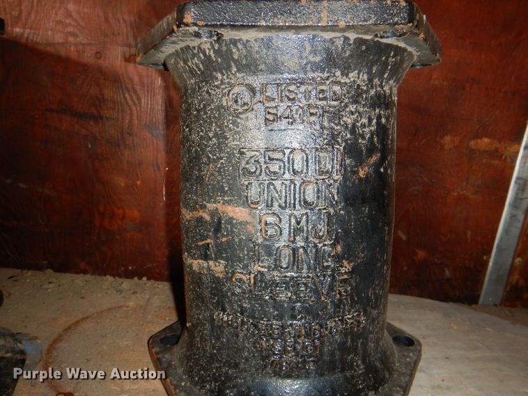 image for item IQ9453 Approximately 60 pieces of irrigation supplies