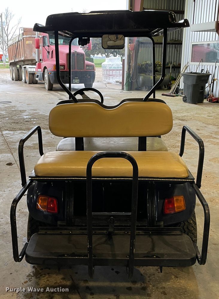 image for item IR9800 Ruff & Tuff  golf cart