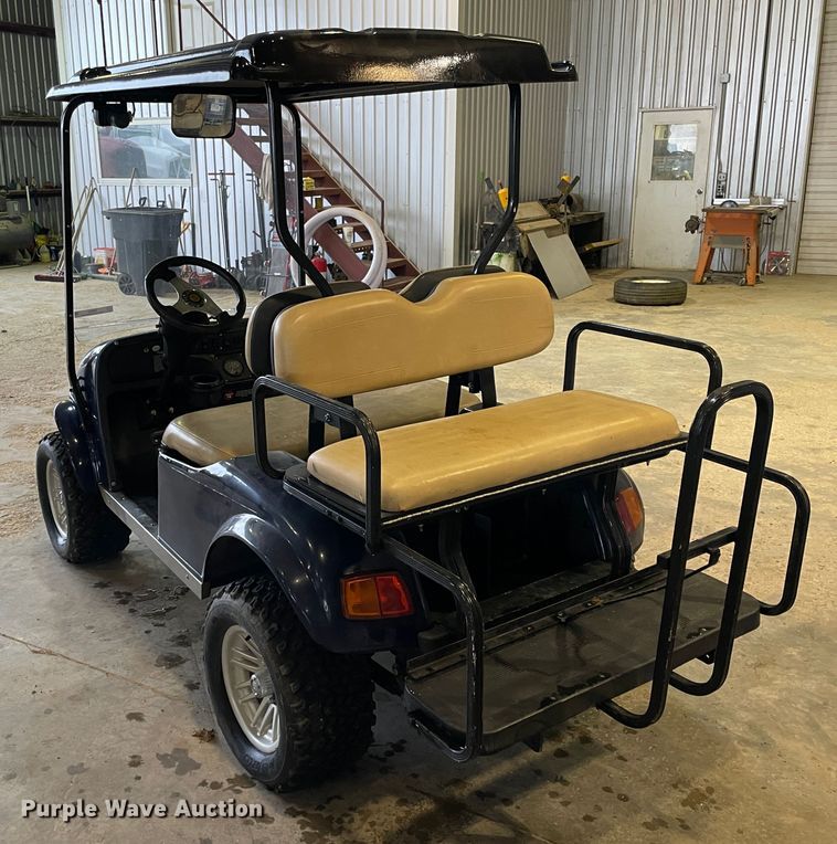 Ruff & Tuff golf cart in Fairland, OK Item IR9800 sold Purple Wave