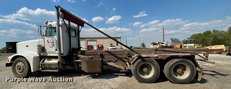 image for item IR9864 1994 Peterbilt 377  roll-off container truck
