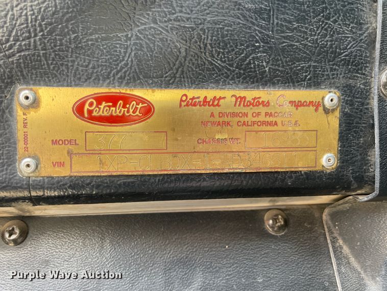 image for item IR9864 1994 Peterbilt 377  roll-off container truck