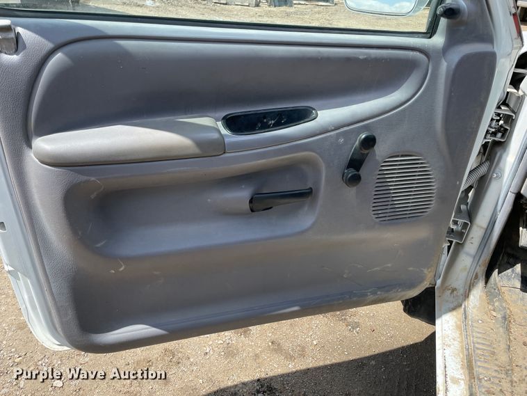 image for item IR9875 1997 Dodge Ram 3500  Club Cab flatbed pickup truck