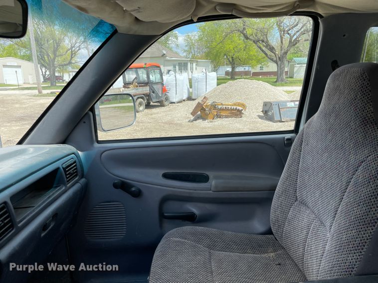 image for item IR9875 1997 Dodge Ram 3500  Club Cab flatbed pickup truck