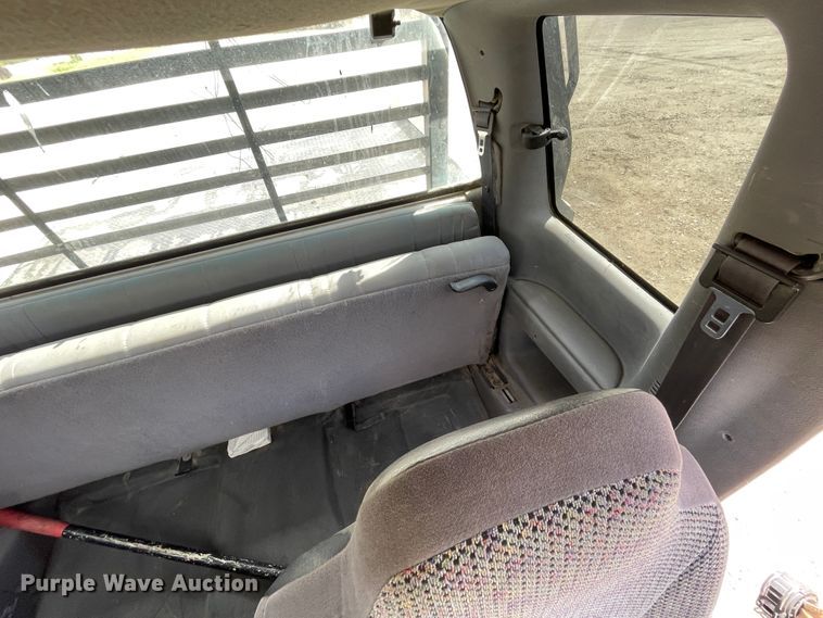 image for item IR9875 1997 Dodge Ram 3500  Club Cab flatbed pickup truck