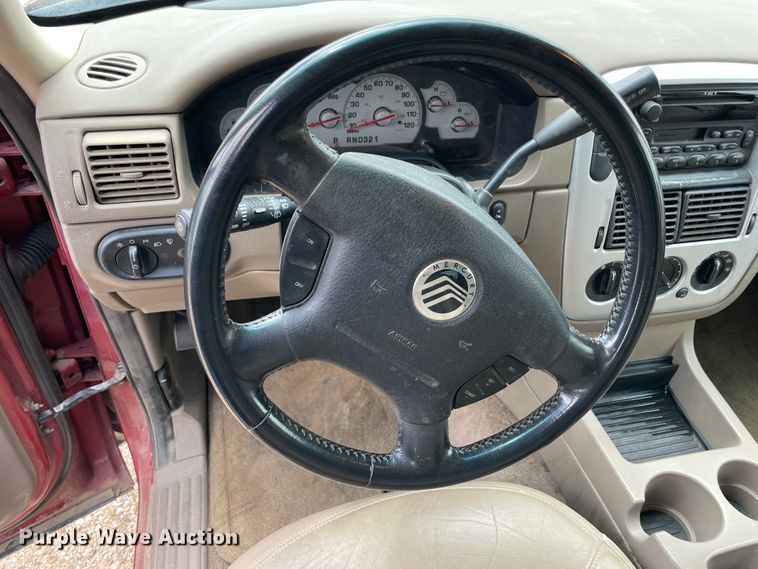 image for item IR9880 2002 Mercury Mountaineer  SUV