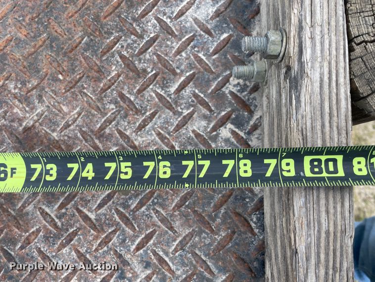 image for item IR9882 2001 Chevrolet Silverado 1500  bale bed pickup truck