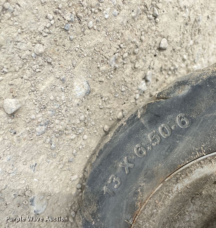 image for item IR9896 2013 Hustler Super Z  ZTR lawn mower