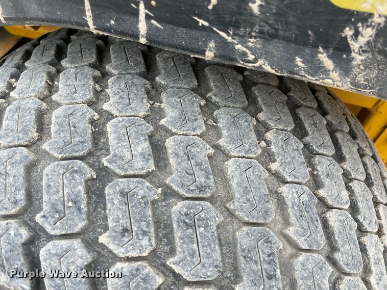 image for item IR9896 2013 Hustler Super Z  ZTR lawn mower