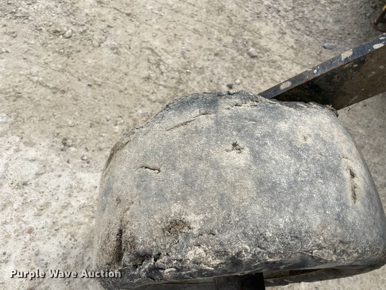 image for item IR9896 2013 Hustler Super Z  ZTR lawn mower