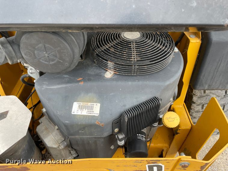 image for item IR9898 2011 Hustler Super Z  ZTR lawn mower