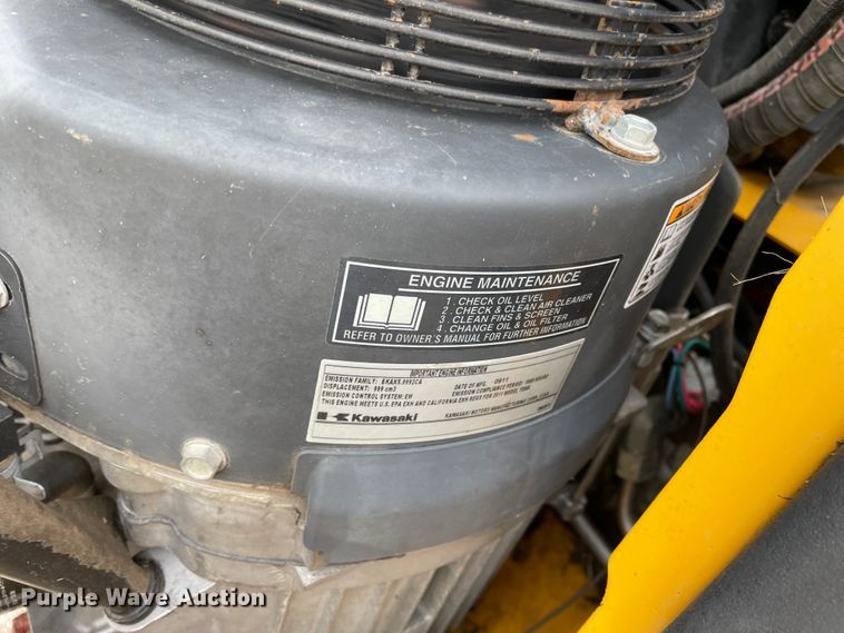 image for item IR9898 2011 Hustler Super Z  ZTR lawn mower