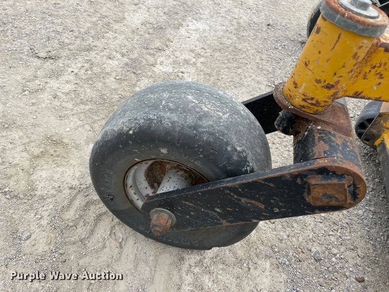 image for item IR9898 2011 Hustler Super Z  ZTR lawn mower