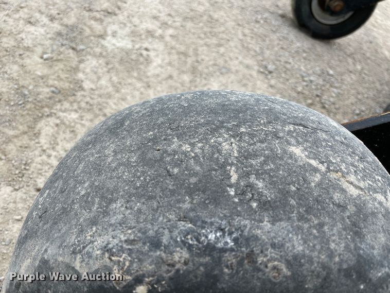 image for item IR9898 2011 Hustler Super Z  ZTR lawn mower