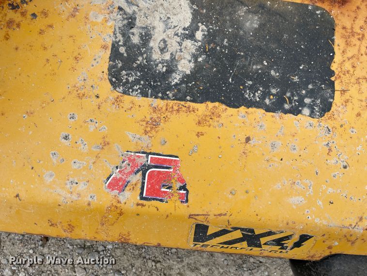 image for item IR9898 2011 Hustler Super Z  ZTR lawn mower