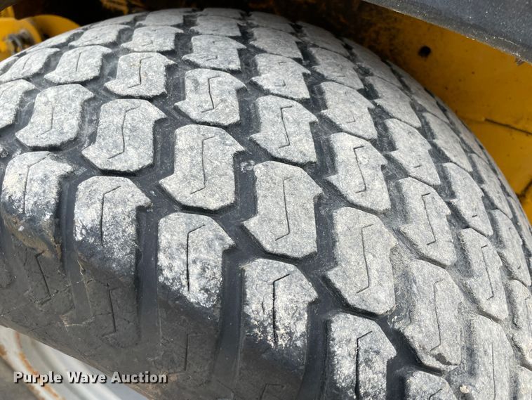 image for item IR9899 2013 Hustler Super Z  ZTR lawn mower