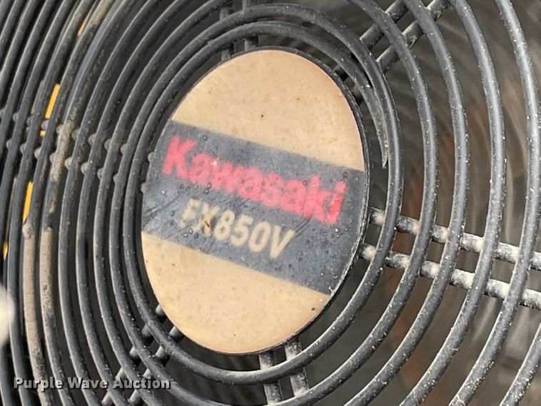 image for item IR9900 2010 Hustler Super Z  lawn mower