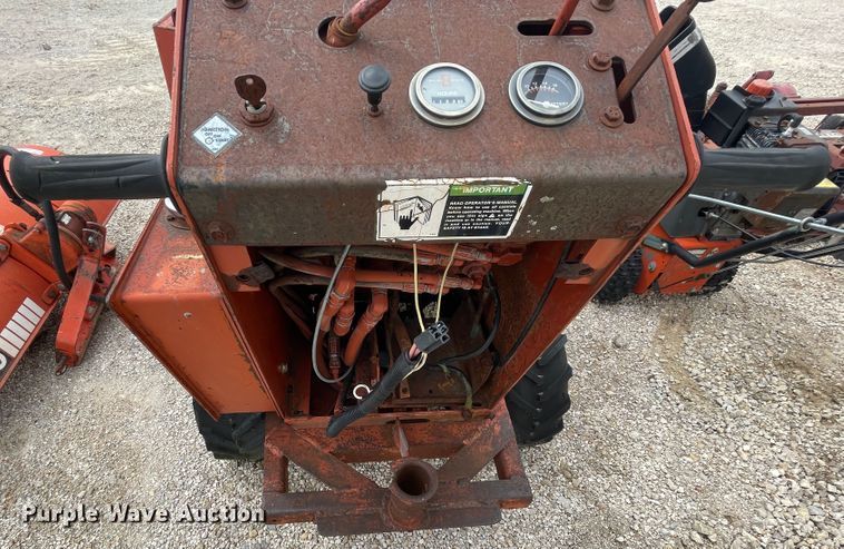 image for item IR9909 Ditch Witch V252  cable plow