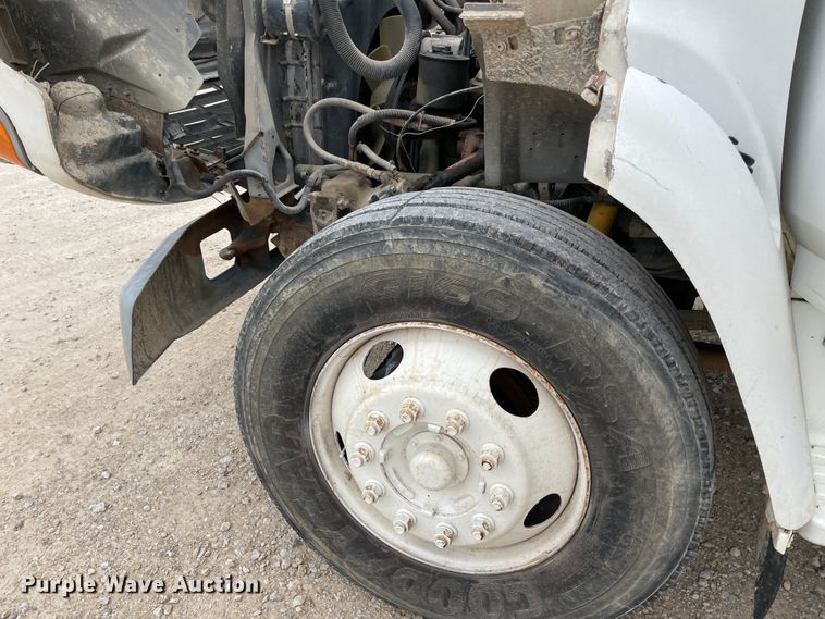 image for item IR9914 1995 Ford F700  dump truck