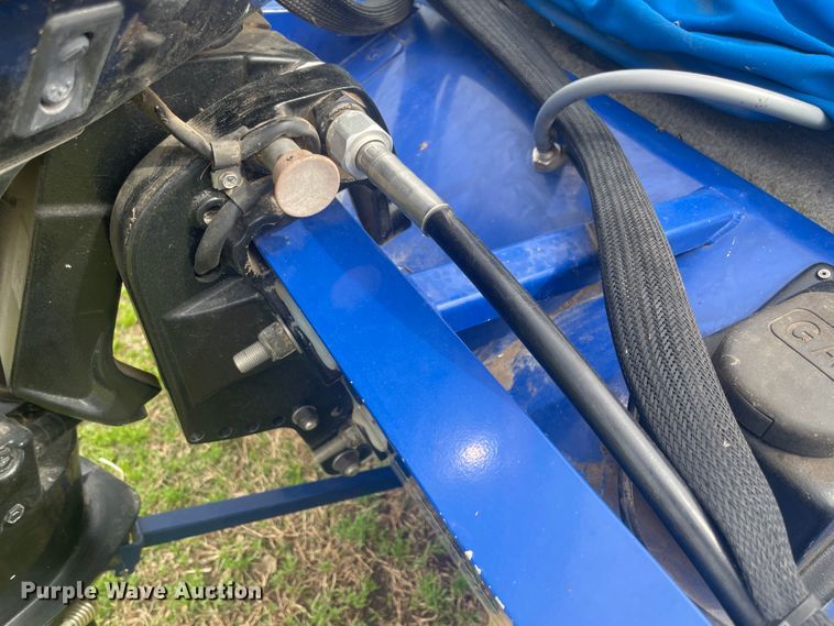 image for item IR9920 2005 Bass Tracker PT175  boat