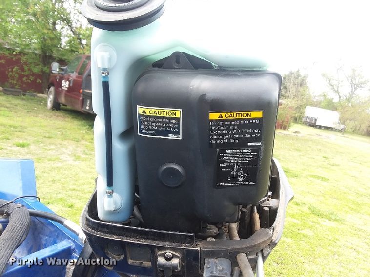 image for item IR9920 2005 Bass Tracker PT175  boat