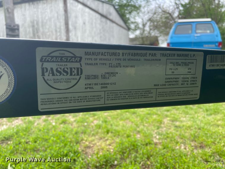 image for item IR9920 2005 Bass Tracker PT175  boat