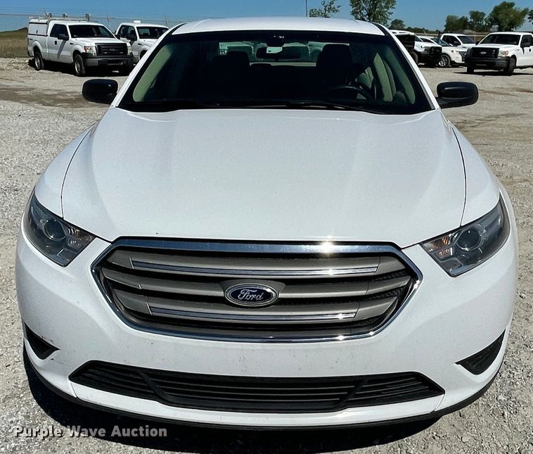 image for item IR9952 2013 Ford Taurus