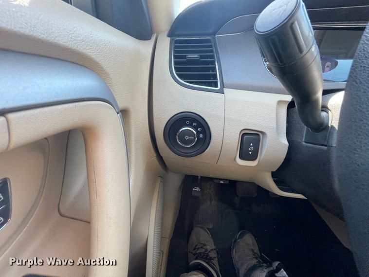 image for item IR9952 2013 Ford Taurus