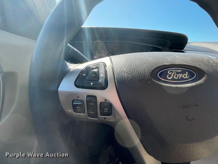 image for item IR9952 2013 Ford Taurus