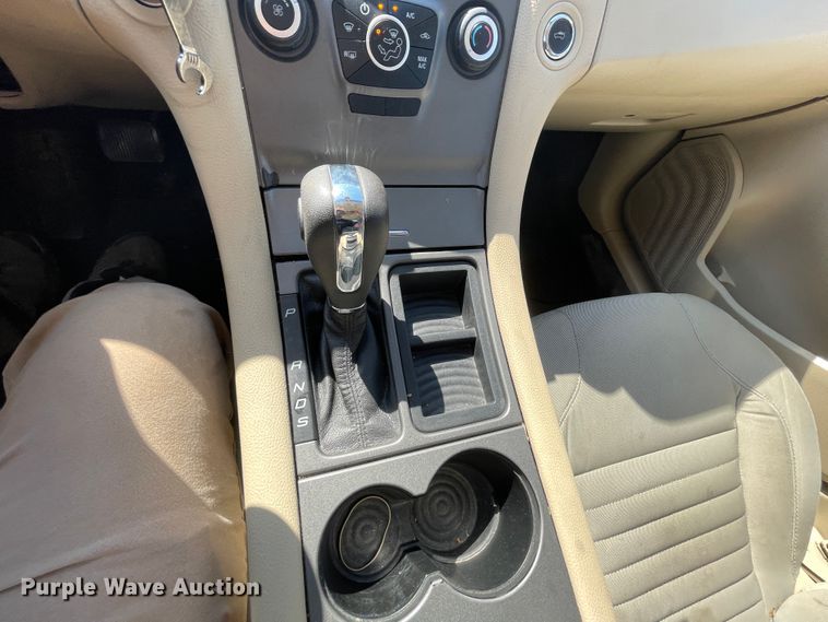 image for item IR9952 2013 Ford Taurus