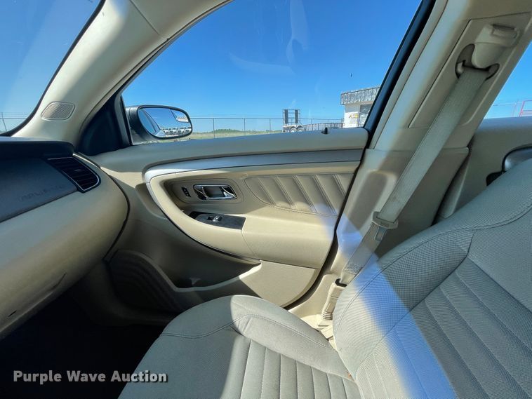 image for item IR9952 2013 Ford Taurus