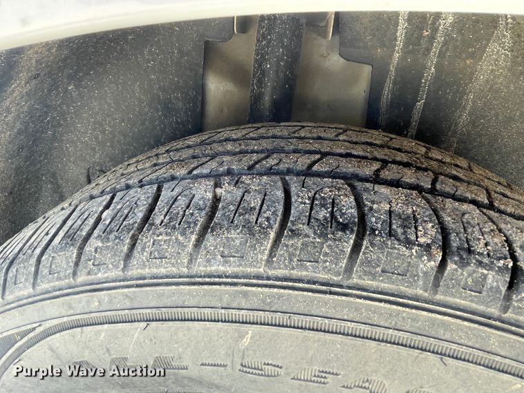 image for item IR9952 2013 Ford Taurus