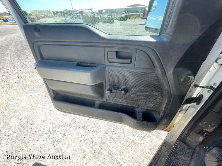 image for item IR9954 2012 Ford F150  pickup truck