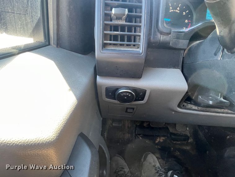 image for item IR9958 2016 Ford F150  pickup truck