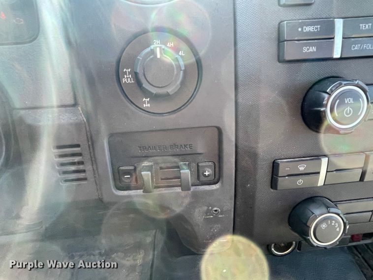 image for item IR9959 2012 Ford F150  SuperCab pickup truck