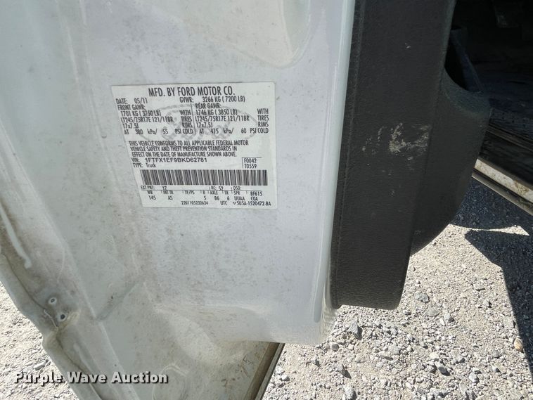 image for item IR9962 2011 Ford F150  SuperCab pickup truck