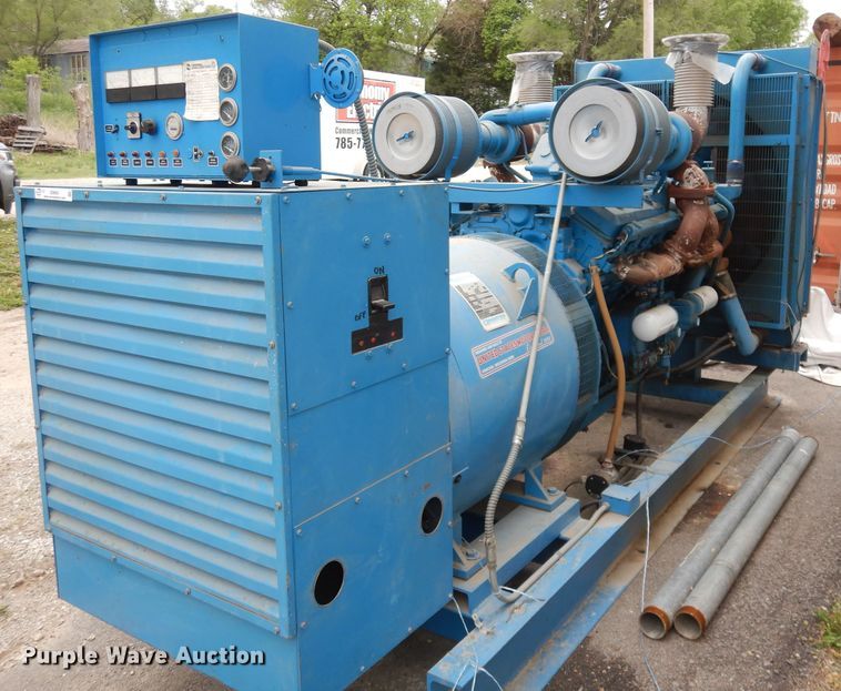 United States Motor Corp. S55OD18 generator in Manhattan, KS Item