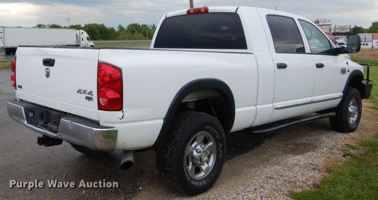 image for item IT9038 2008 Dodge Ram 2500HD  Mega Cab pickup truck
