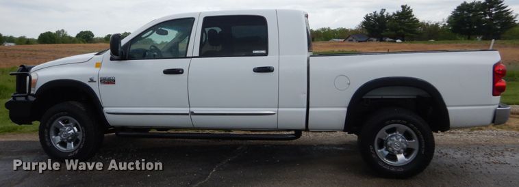 image for item IT9038 2008 Dodge Ram 2500HD  Mega Cab pickup truck