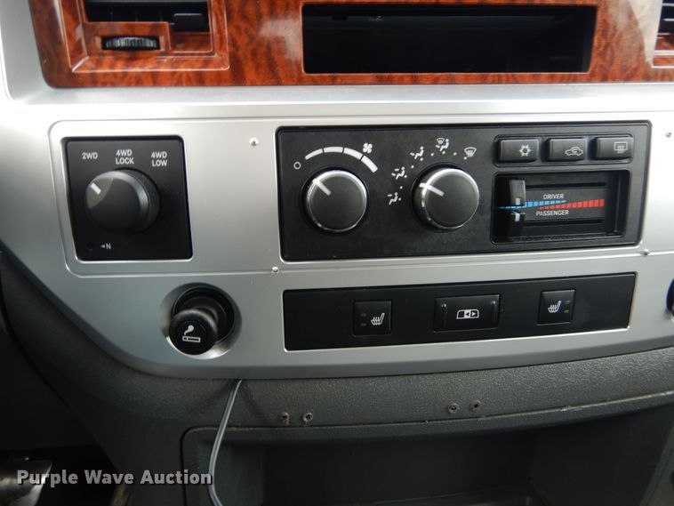 image for item IT9038 2008 Dodge Ram 2500HD  Mega Cab pickup truck