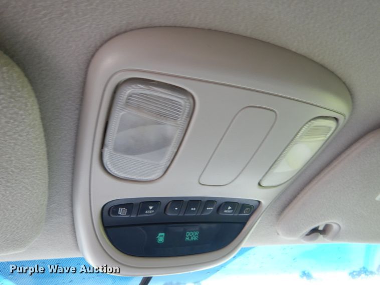 image for item IT9038 2008 Dodge Ram 2500HD  Mega Cab pickup truck