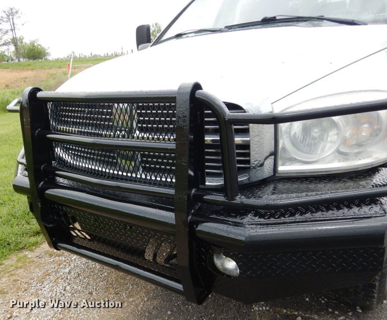 image for item IT9038 2008 Dodge Ram 2500HD  Mega Cab pickup truck