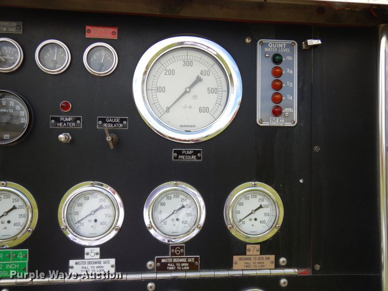 image for item IT9250 1988 Ford L9000  pumper fire truck