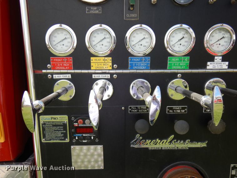 image for item IT9250 1988 Ford L9000  pumper fire truck