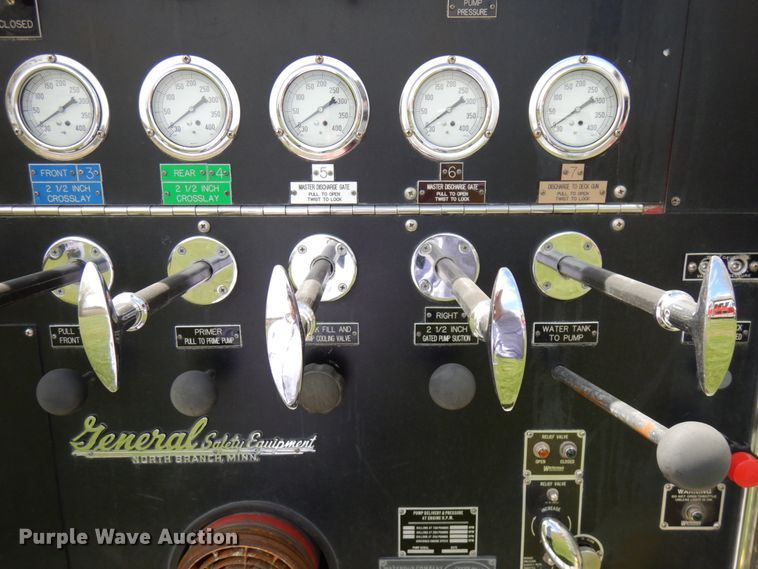 image for item IT9250 1988 Ford L9000  pumper fire truck